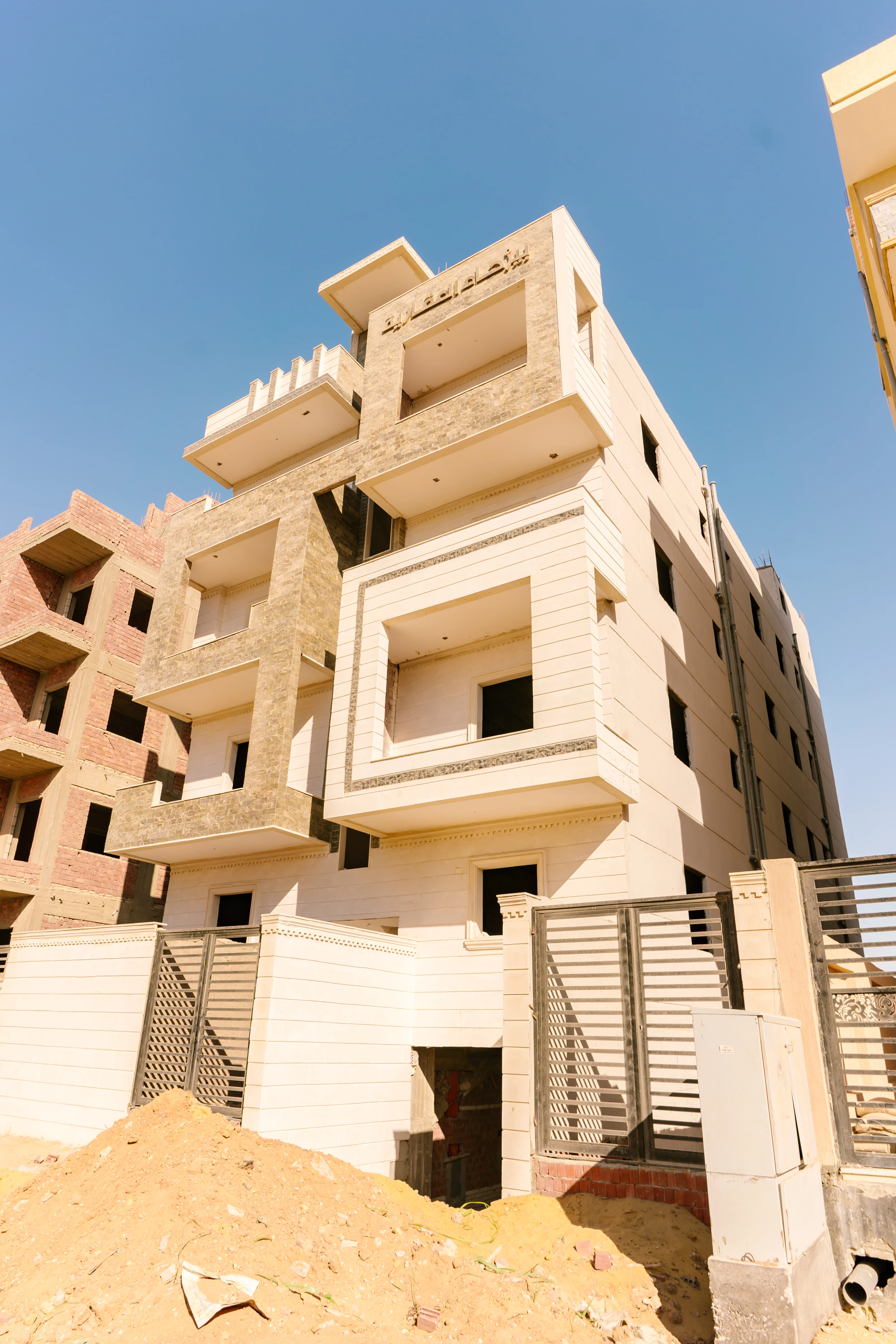 عمارة 162 — مسلسل 1